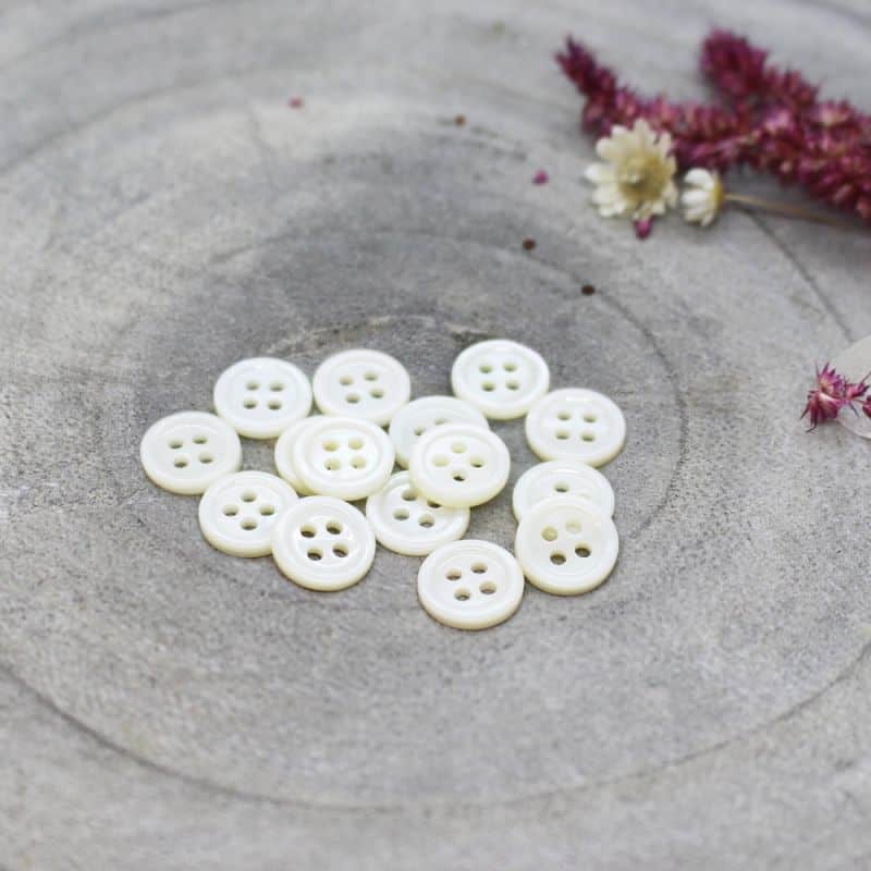 Boutons Bliss Off White Atelier Brunette