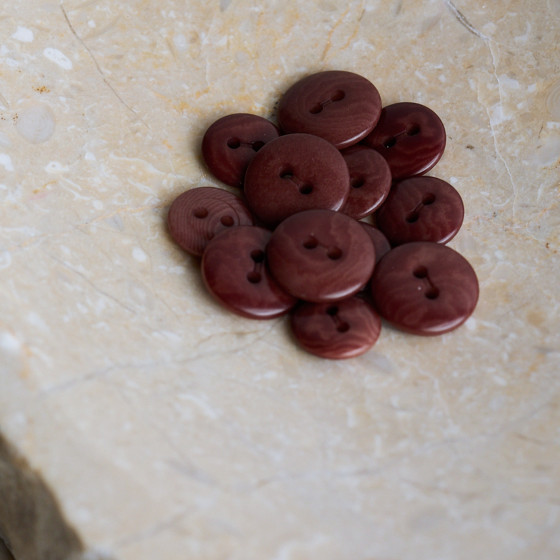 Viny Buttons - Rust / Crispy Brownie